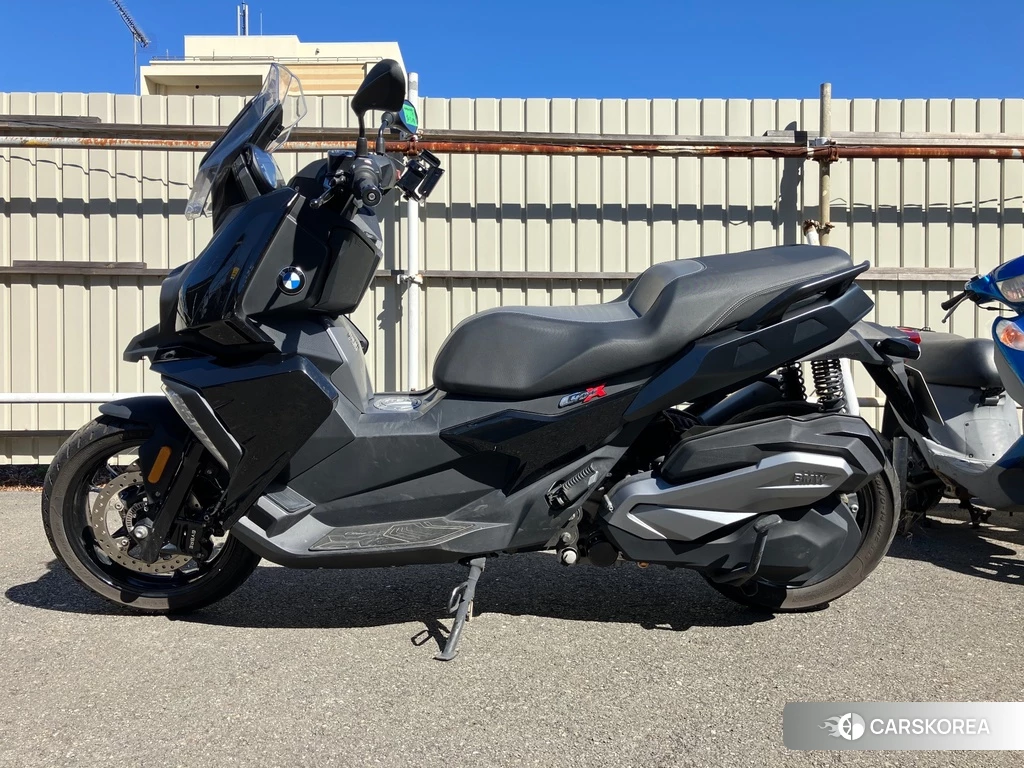 Проданный BMW C400X 2019 из Японии