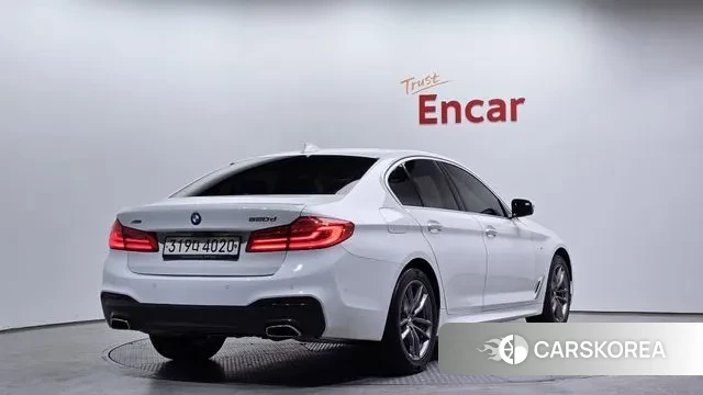 BMW 5 Series (G30) id 3709453 из Кореи 12