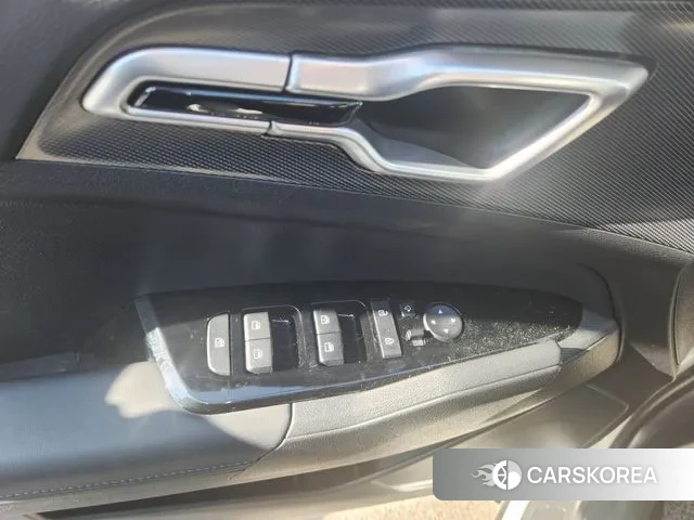 Kia Sportage 5th Generation Hybrid 2022 Белый из Кореи, фото 5