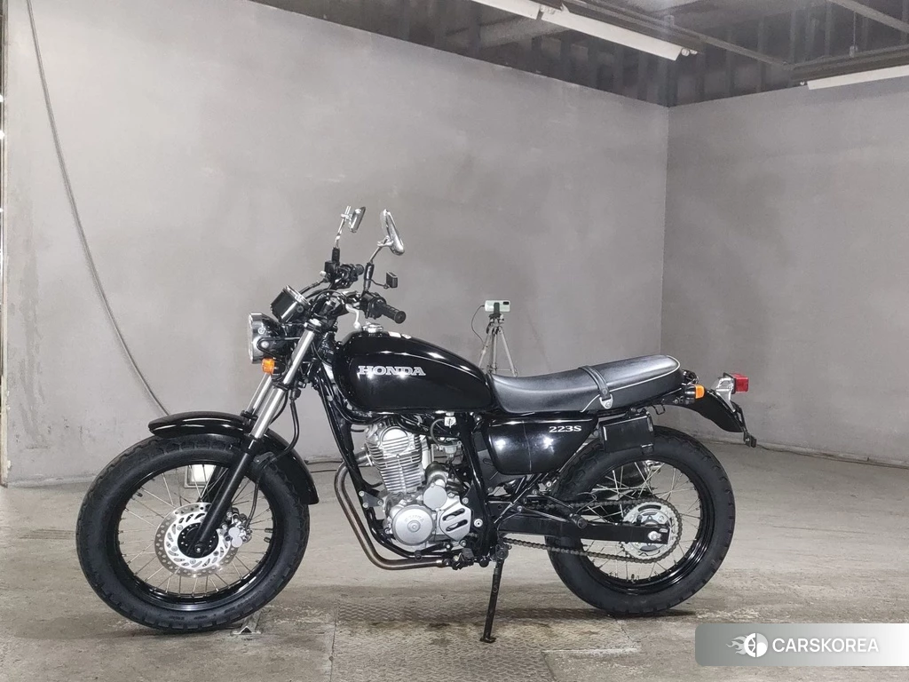 Проданный Honda CB223S 2014 из Японии, фото 2