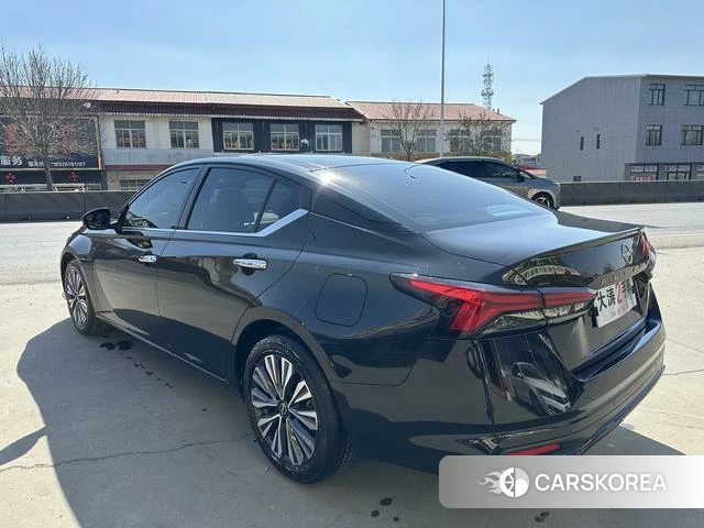 Nissan Teana id 3908944 из Китая 12
