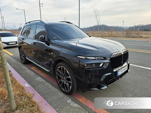 BMW X7 (G07) 2024 Черный из Кореи, фото 5