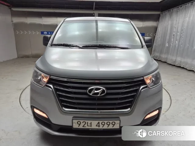 Hyundai The New Grand Starex id 3588313 из Кореи 12