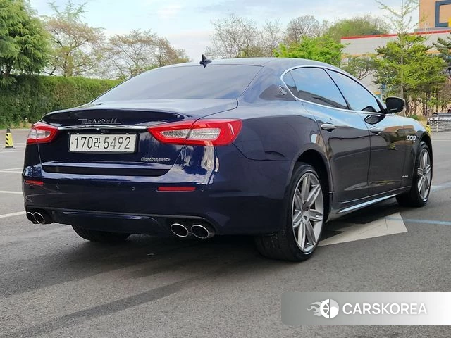 Maserati Quattroporte id 4255227 из Кореи 12