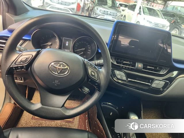 Toyota C-HR 2021 Белый из Китая, фото 2