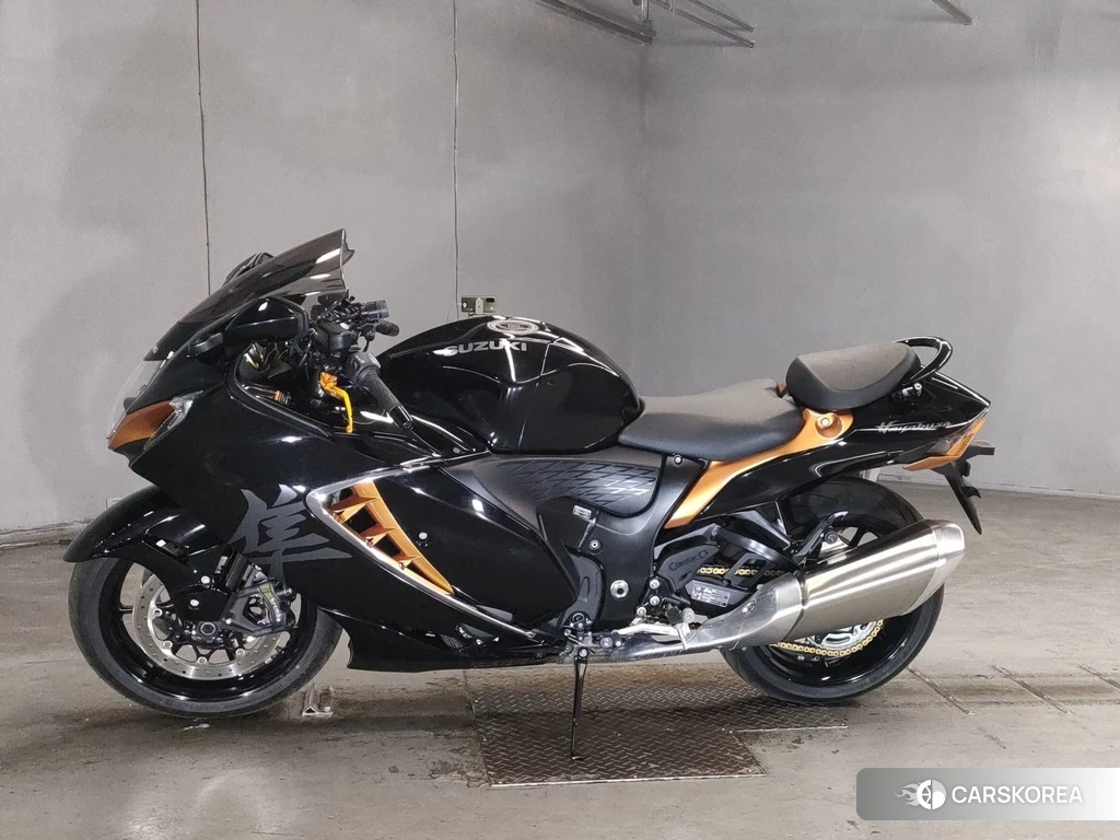 Проданный Suzuki GSX1300R HAYABUSA 2021 из Японии