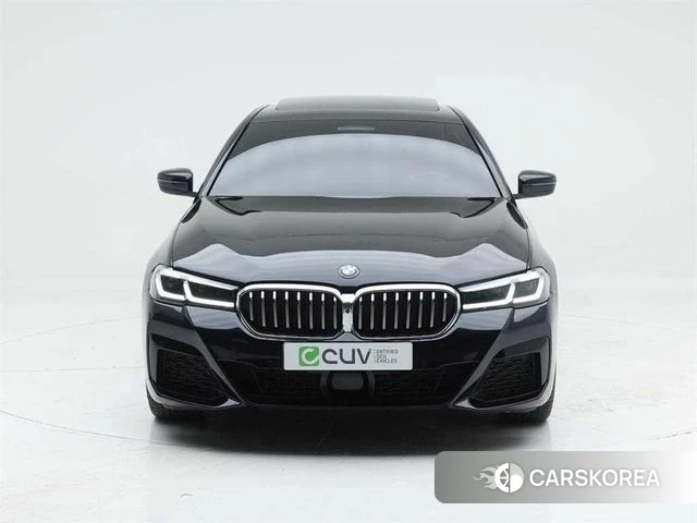 BMW 5 Series (G30) id 3833597 из Кореи 12