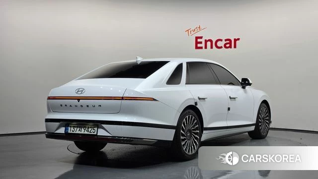 Hyundai Grandeur Hybrid (GN7) id 4862813 из Кореи 12