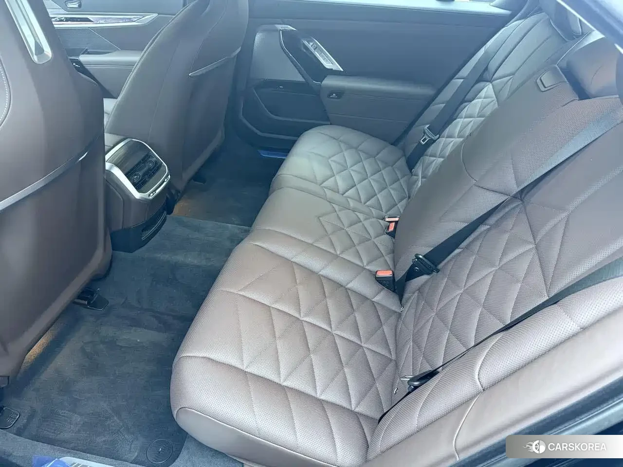 BMW 7 series id 4545776 из Китая 12