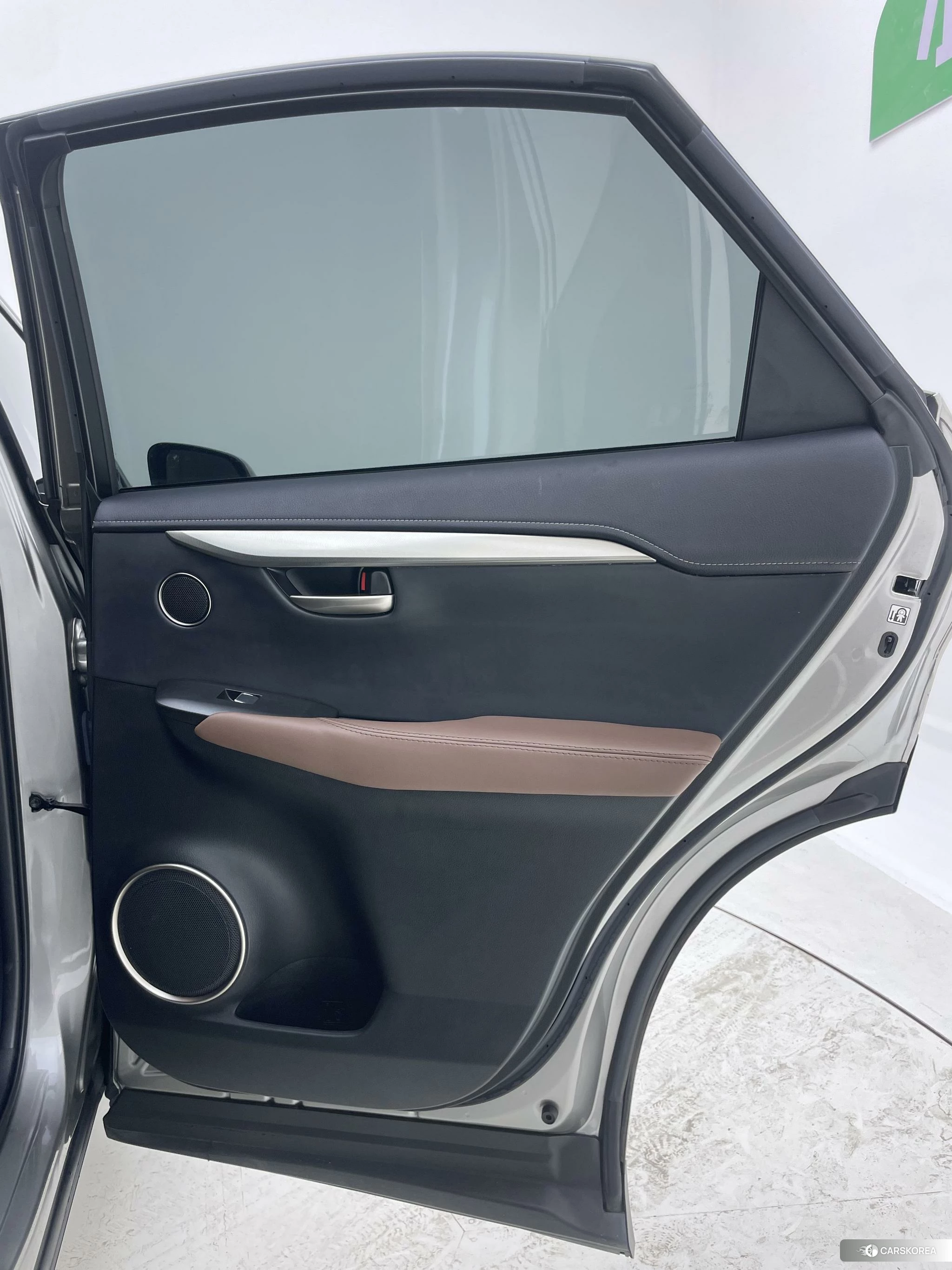 Lexus NX id 4515211 из Китая 12