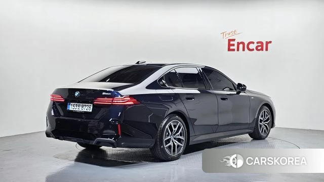 BMW 5 Series (G60) id 3817314 из Кореи 12