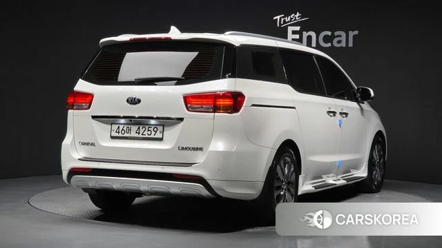 Kia All New Carnival id 4543783 из Кореи 12