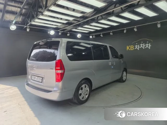 Hyundai The New Grand Starex id 3772847 из Кореи 12