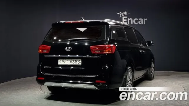 Kia The New Carnival id 2504526 из Кореи 12