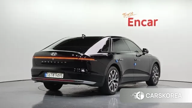 Hyundai Grandeur (GN7) id 2884103 из Кореи 12