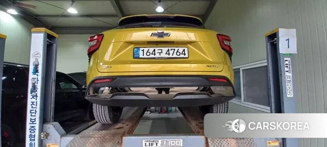 Chevrolet (GM Daewoo) Trax Crossover 2023 Желтый из Кореи, фото 2