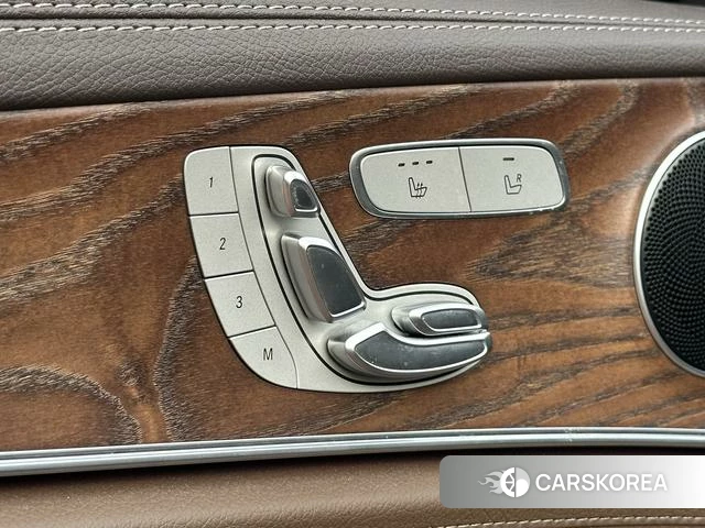 Mercedes-Benz E-class PHEV id 3920479 из Китая 12