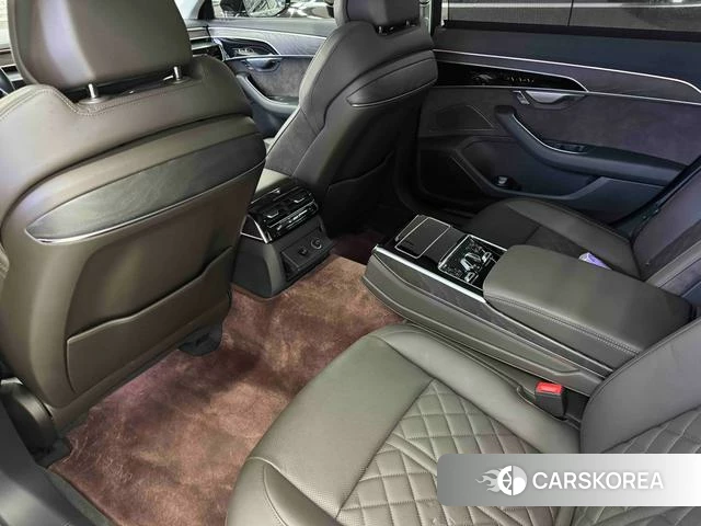 Audi A8 2021 Черный из Китая, фото 2