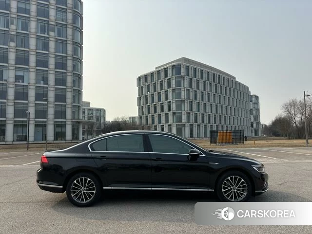 Volkswagen Magotan 2021 Черный из Китая, фото 2
