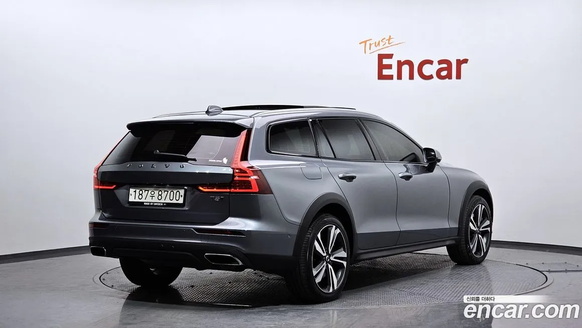 Volvo V60 Cross-Country 2nd Generation id 1260334 из Кореи 12