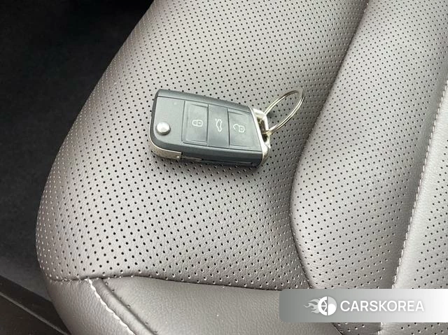 Volkswagen Tourang id 4209194 из Китая 12