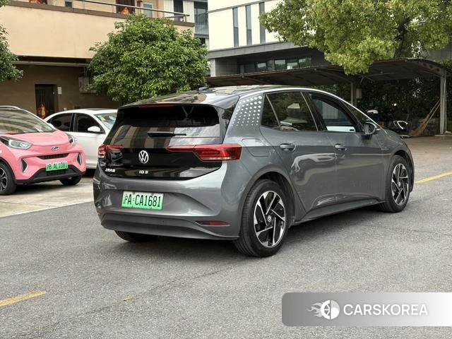 Volkswagen ID.3 2023 Темно-серый из Китая, фото 2