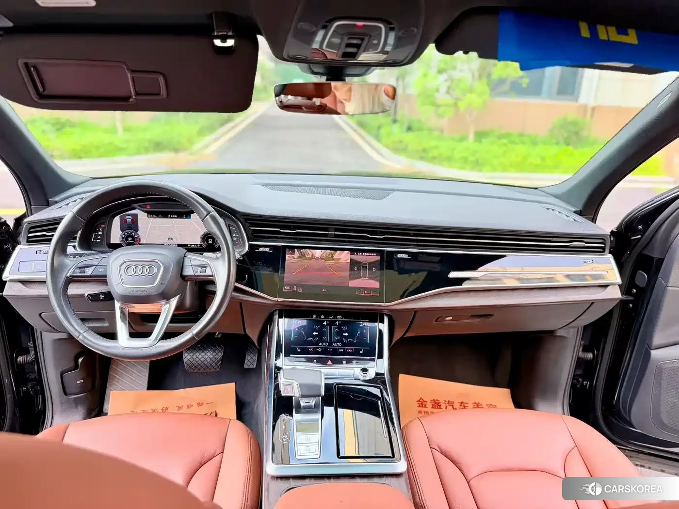 Audi Q7 2021 Черный из Китая, фото 2