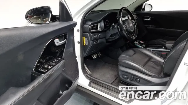 Kia Niro EV id 2665397 из Кореи 12