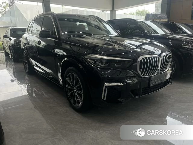 BMW X5 2023 Черный из Китая, фото 2