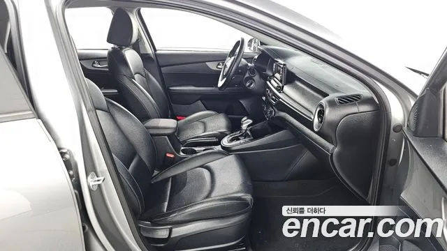 Kia Come New K3 id 2756842 из Кореи 12