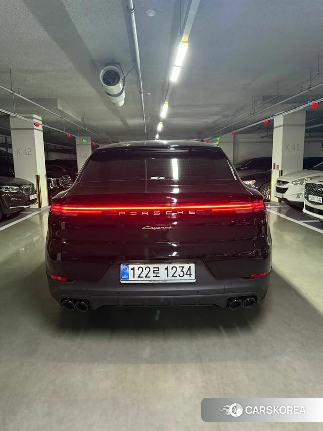 Porsche Cayenne (PO536) 2026 Черный из Кореи, фото 2