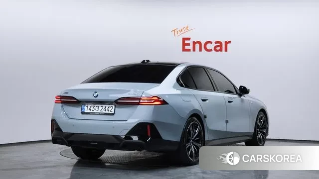 BMW 5 Series (G60) id 3720719 из Кореи 12