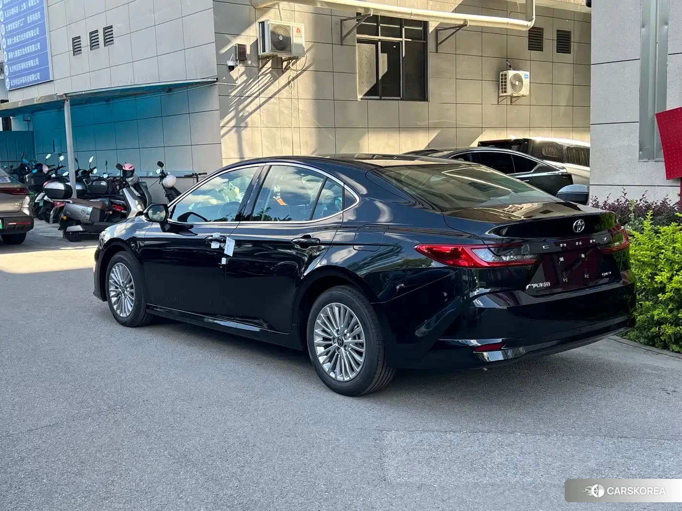 Toyota Camry 2026 Черный из Китая, фото 4