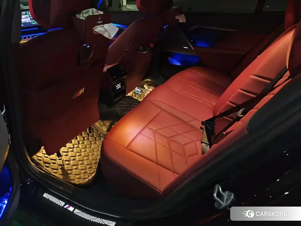 BMW 5 series 2025 Черный из Китая, фото 2