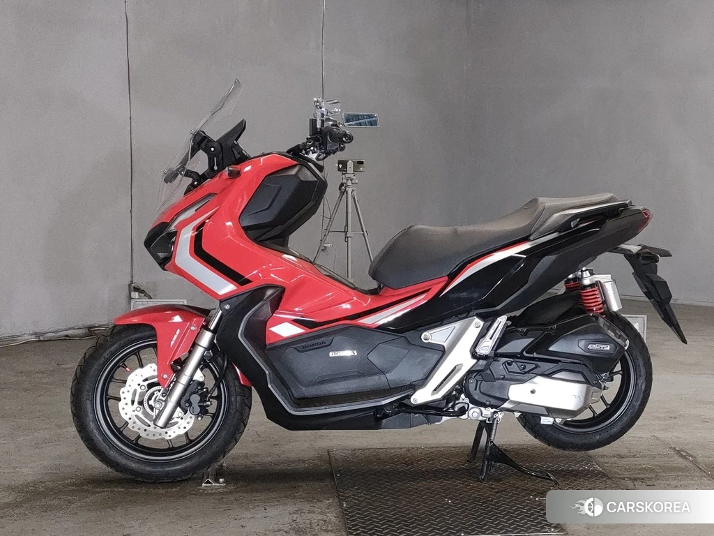 Проданный Honda ADV150 2019 из Японии