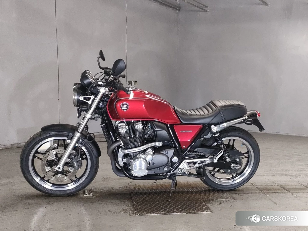 Проданный Honda CB1100 2010 из Японии