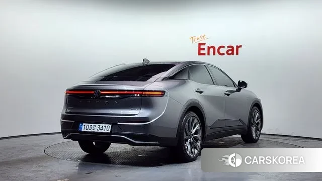 Toyota Crown Crossover id 3679718 из Кореи 12