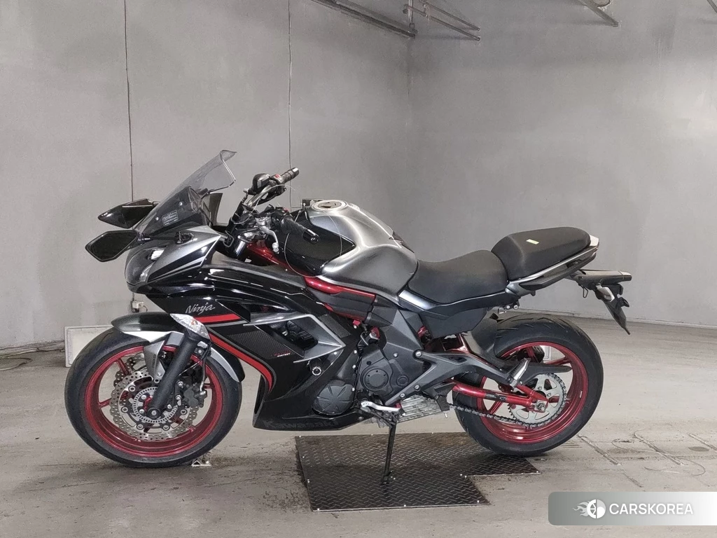 Проданный Kawasaki NINJA 400 2017 из Японии, фото 2