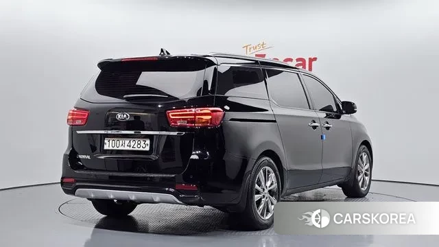 Kia The New Carnival id 2995060 из Кореи 12