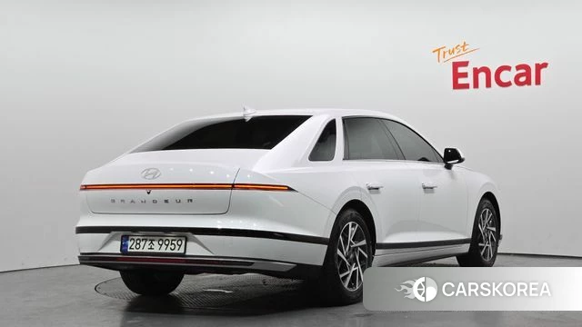 Hyundai Grandeur Hybrid (GN7) id 4315858 из Кореи 12