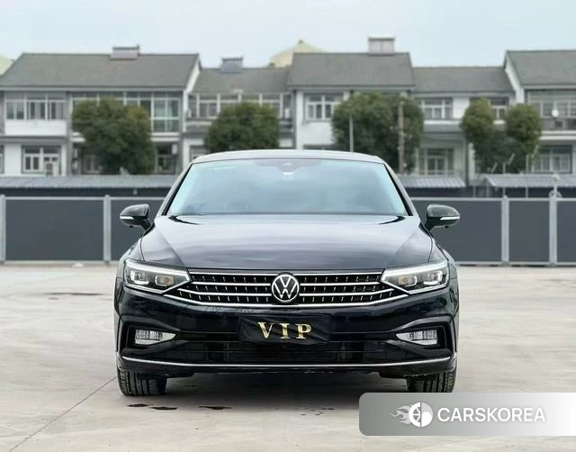 Volkswagen Magotan 2023 Черный из Китая, фото 2