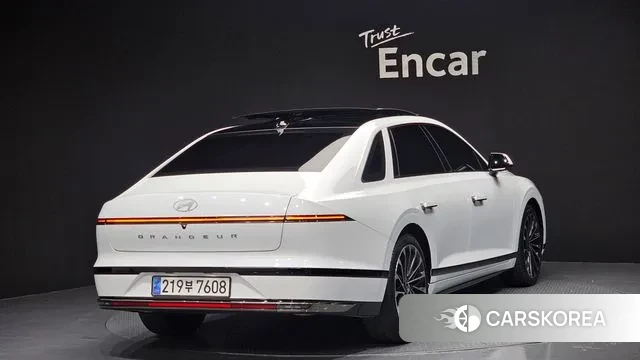 Hyundai Grandeur Hybrid (GN7) id 3502700 из Кореи 12