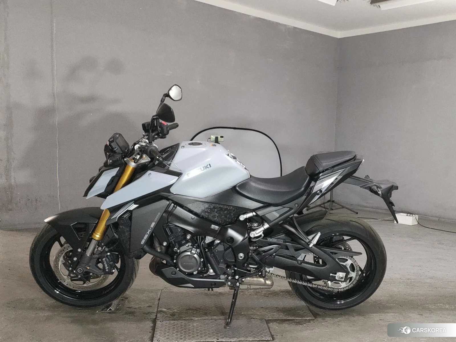 Suzuki GSX-S1000 2022 из Японии