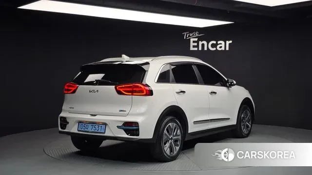 Kia Niro EV id 3421683 из Кореи 12