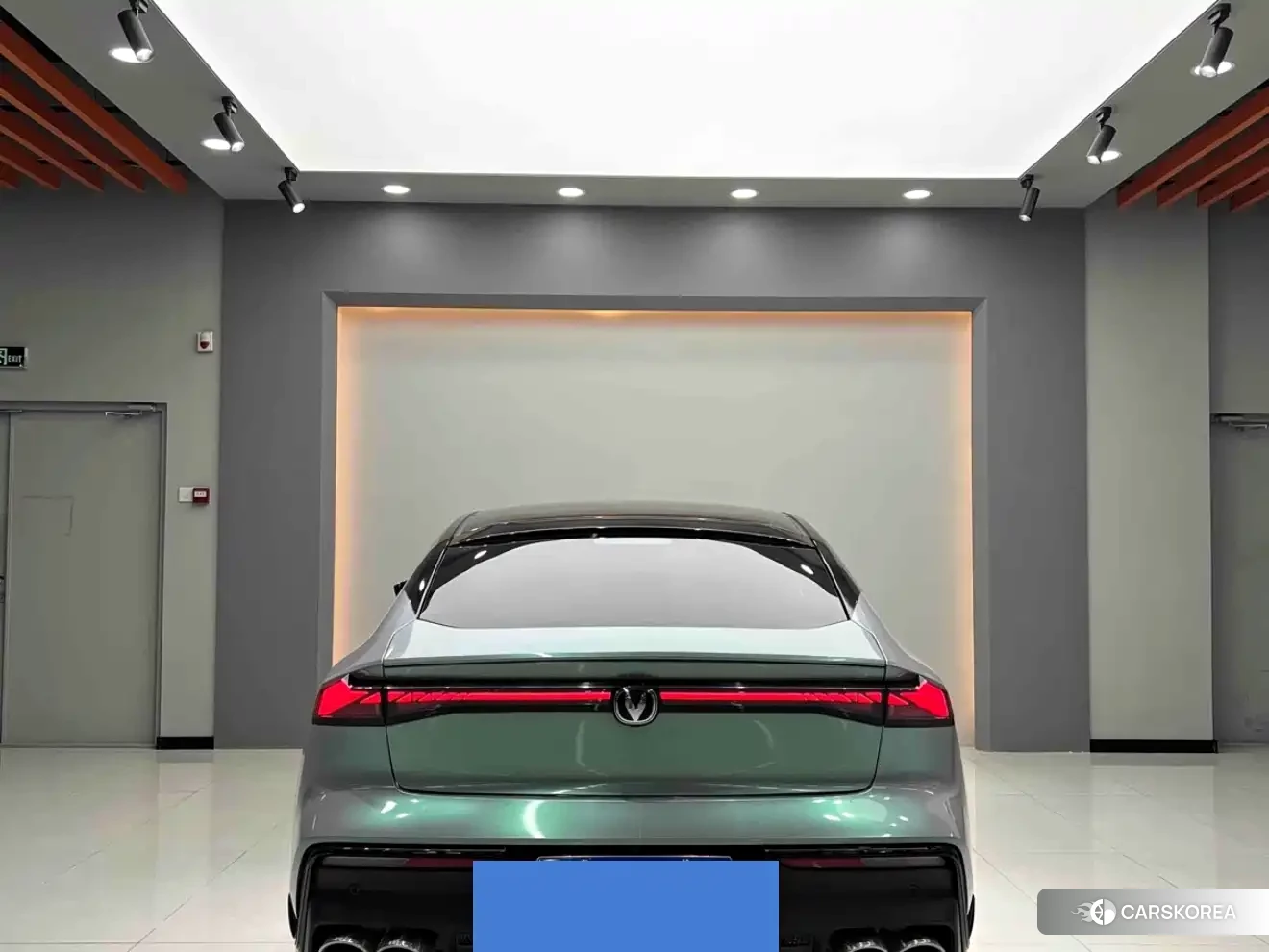 Chang'an Changan UNI-V 2024 Silver/gray из Китая, фото 2