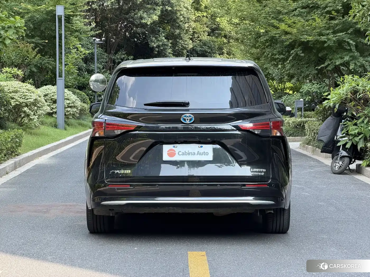 Toyota Sienna id 4578372 из Китая 8