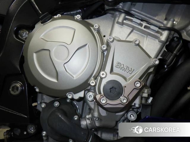 Engine photo