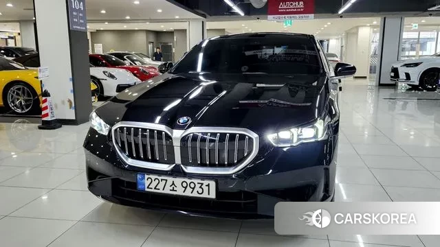 BMW 5 Series (G60) id 2889075 из Кореи 12