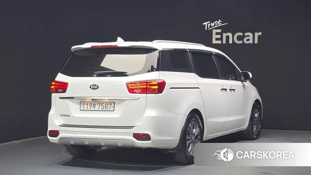 Kia The New Carnival id 3530910 из Кореи 12