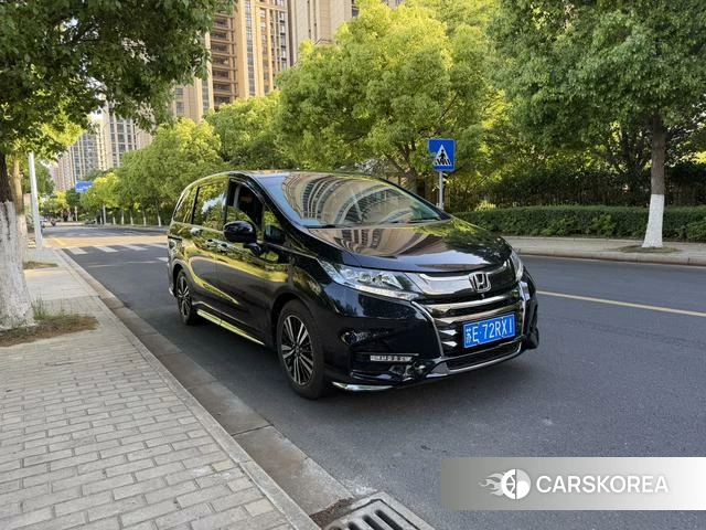 Honda Odyssey 2021 Черный из Китая, фото 2